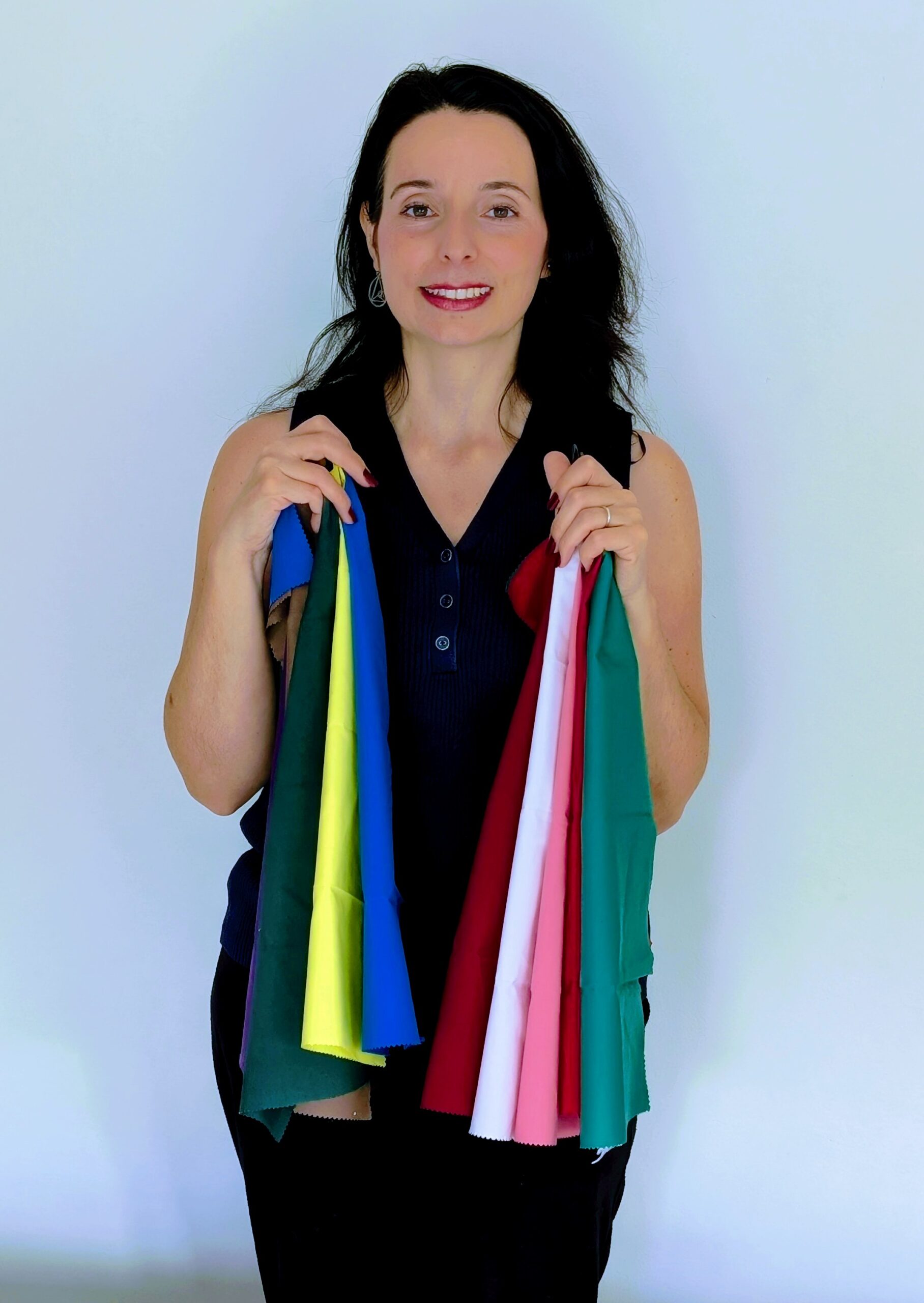 Personal colour analysis Oxfordshire, colour consultant holding professional drapes